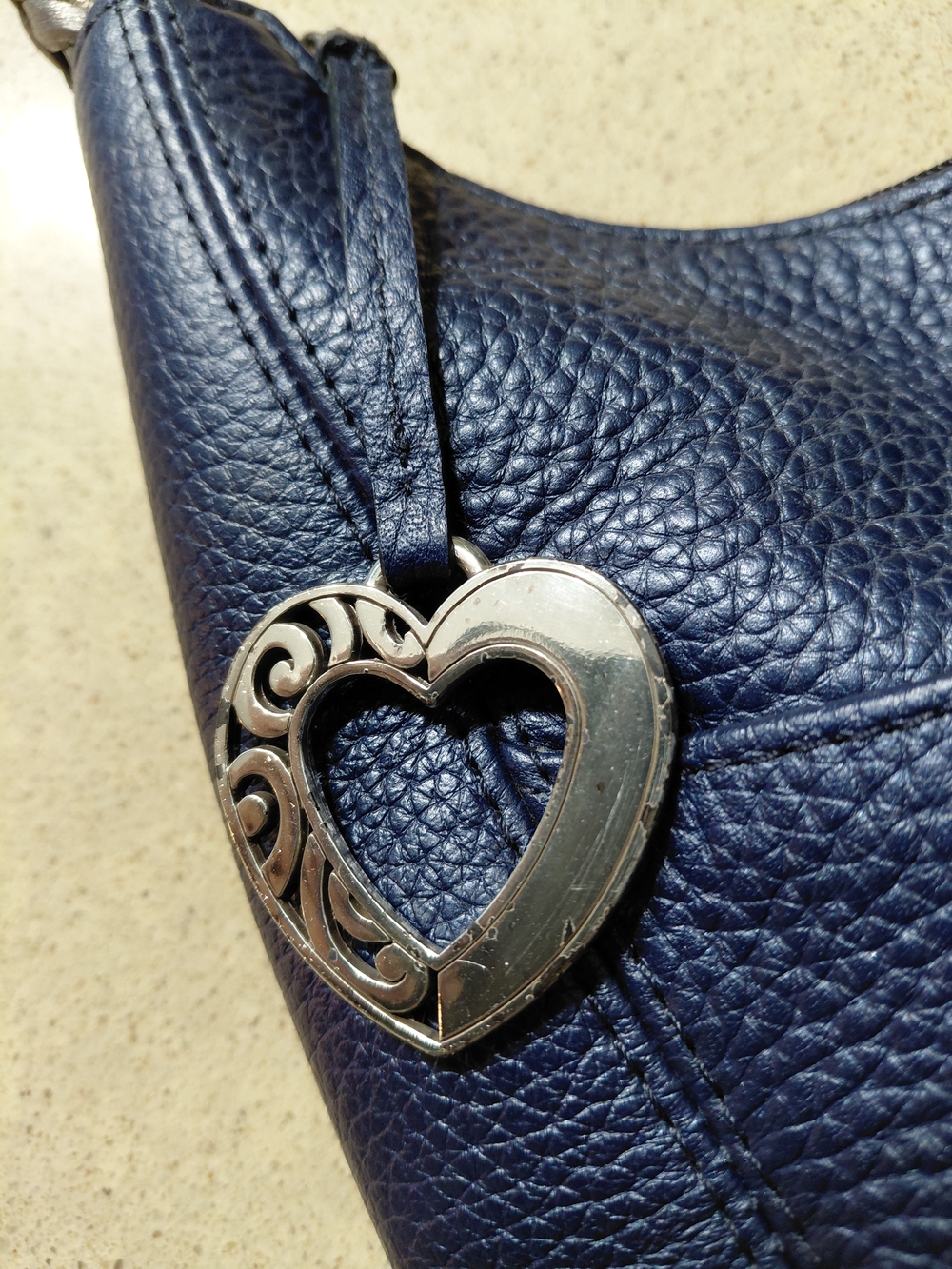 Brighton Purse - Leather Shoulder Bag in Navy with Heart Charm - Picture 11 of 12